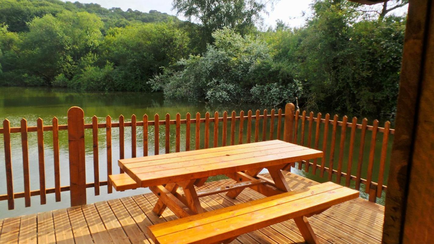 Cabanes Flottantes Et Gites Au Fil De L'Eau Colleville Zewnętrze zdjęcie