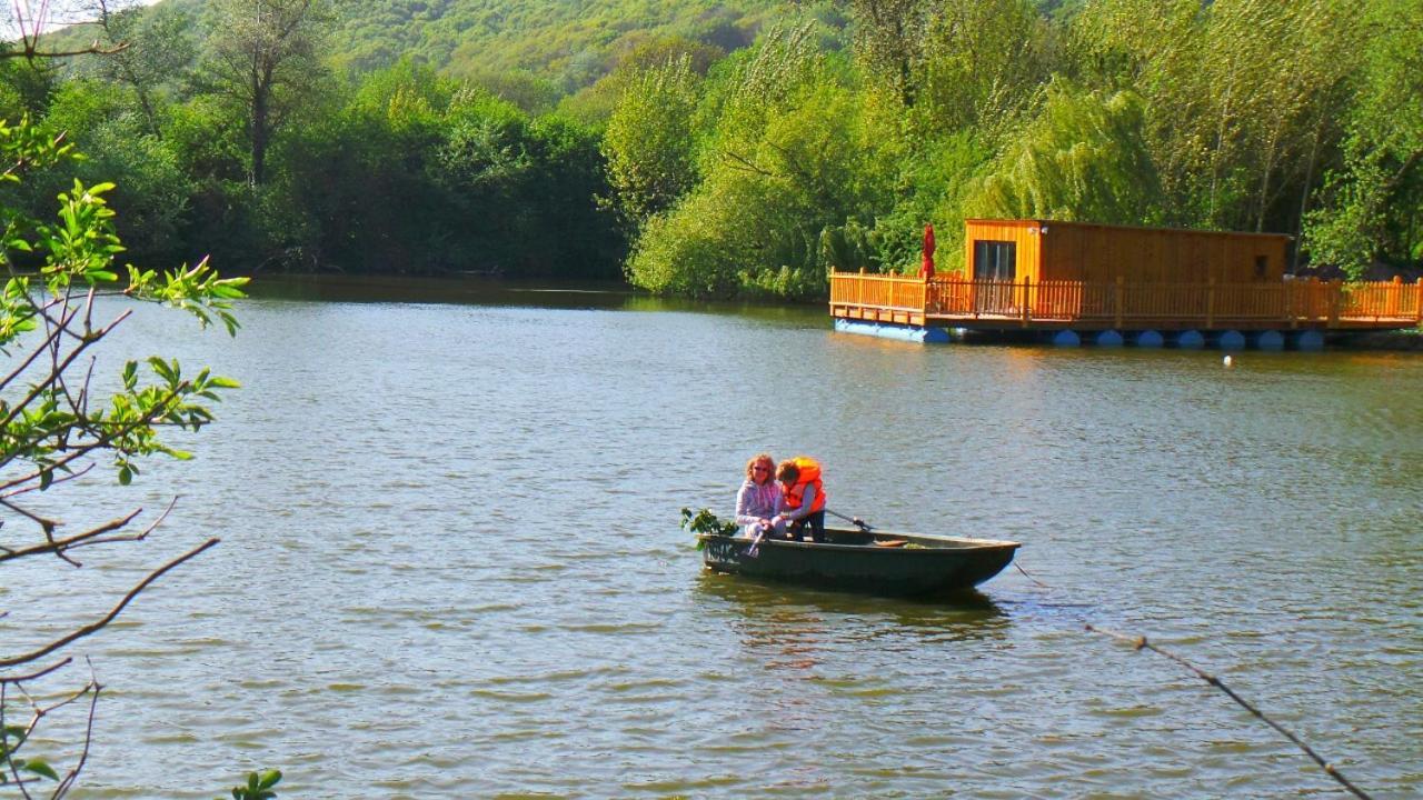 Cabanes Flottantes Et Gites Au Fil De L'Eau Colleville Zewnętrze zdjęcie